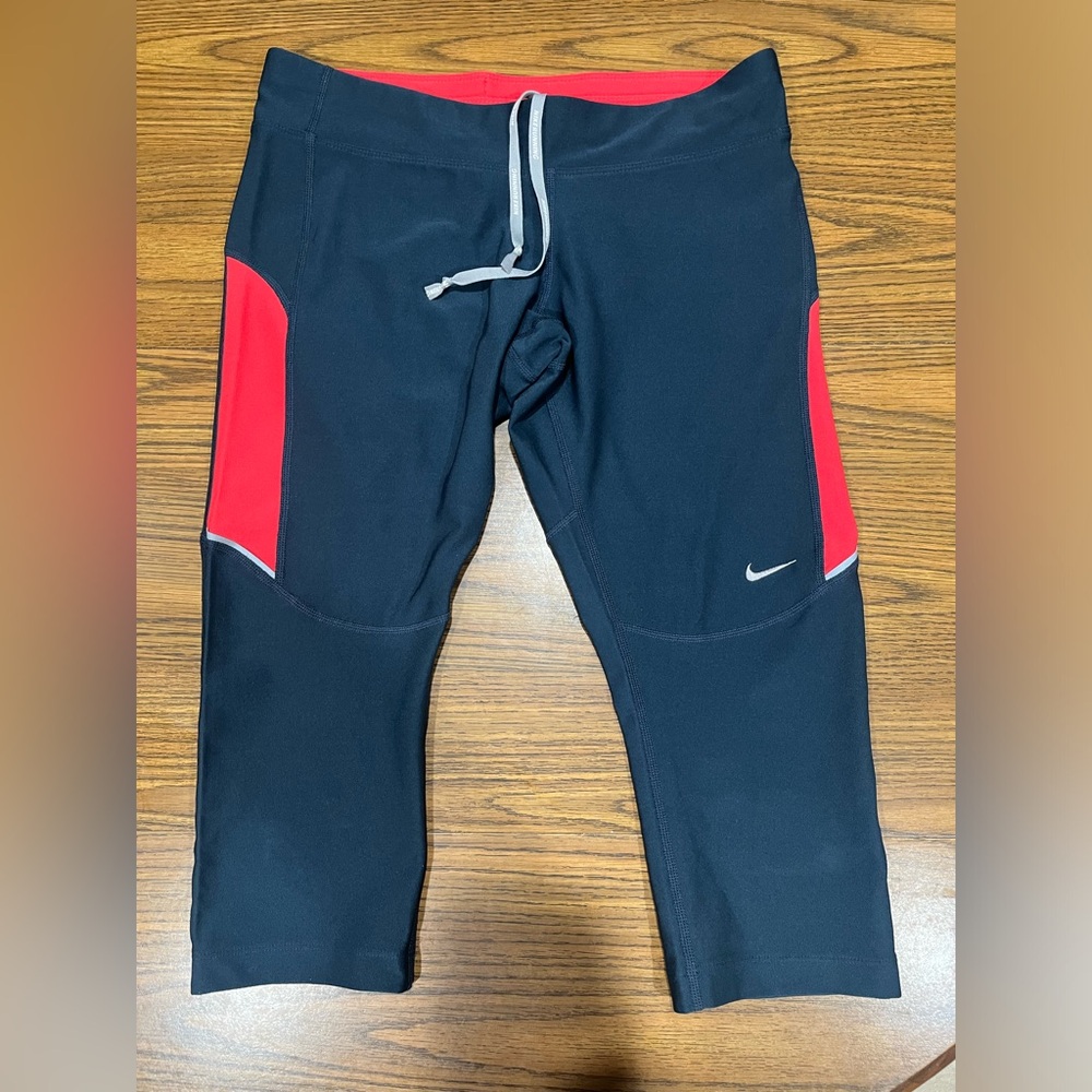 Cropped Women’s Nike Leggings